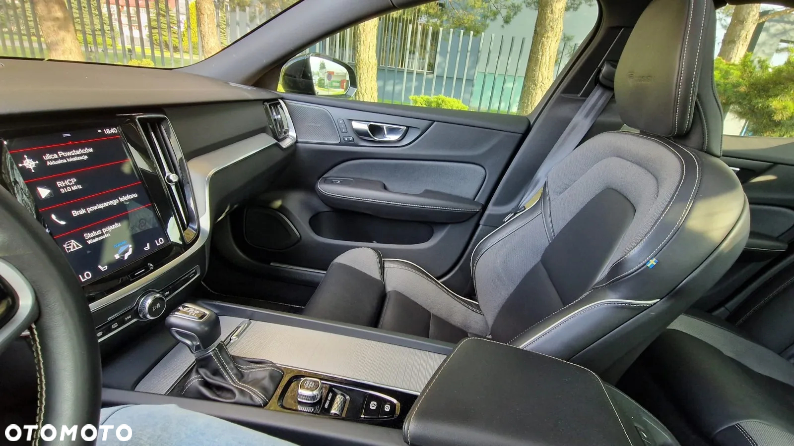 Volvo S60 T6 AWD R-Design - 20