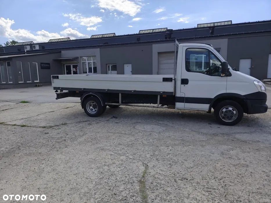 Iveco Daily 35C13 - 3