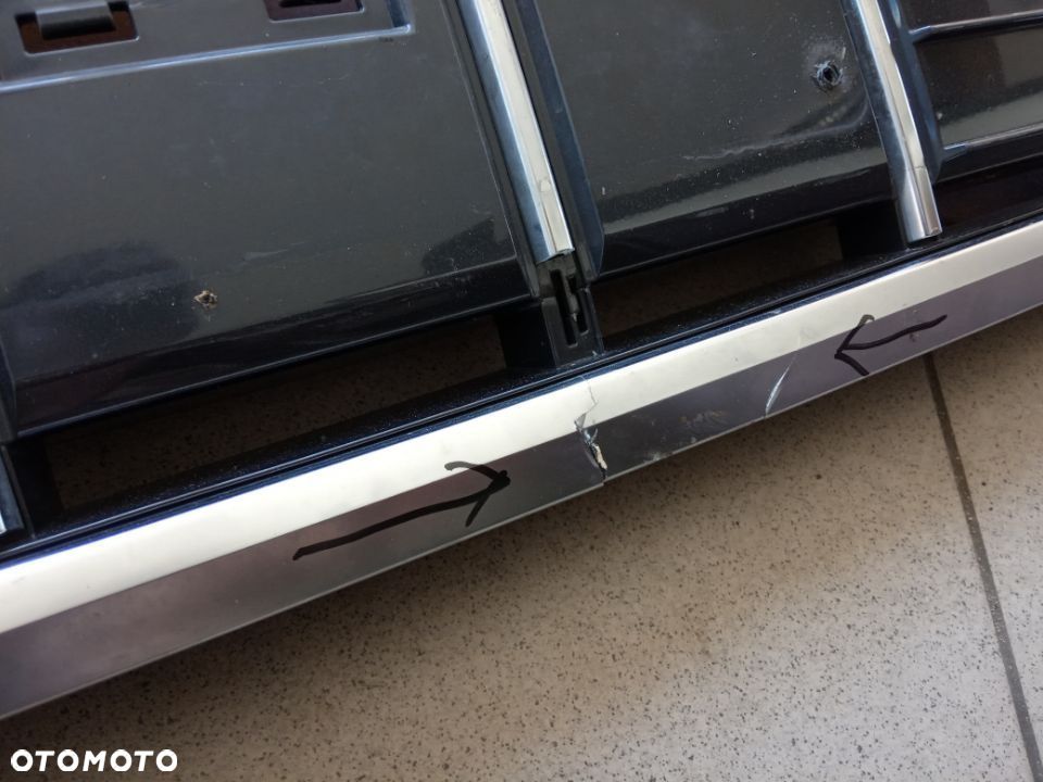Audi Q3 17- atrapa grill zderzaka - 4