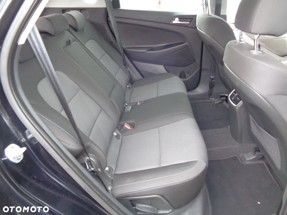 Hyundai Tucson - 16