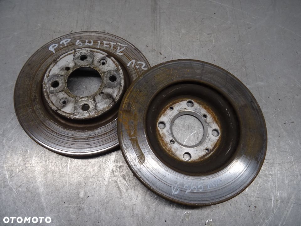SUZUKI SWIFT V MK7 10-12 1.2B TARCZE HAMULCOWE PRZÓD PRZEDNIE