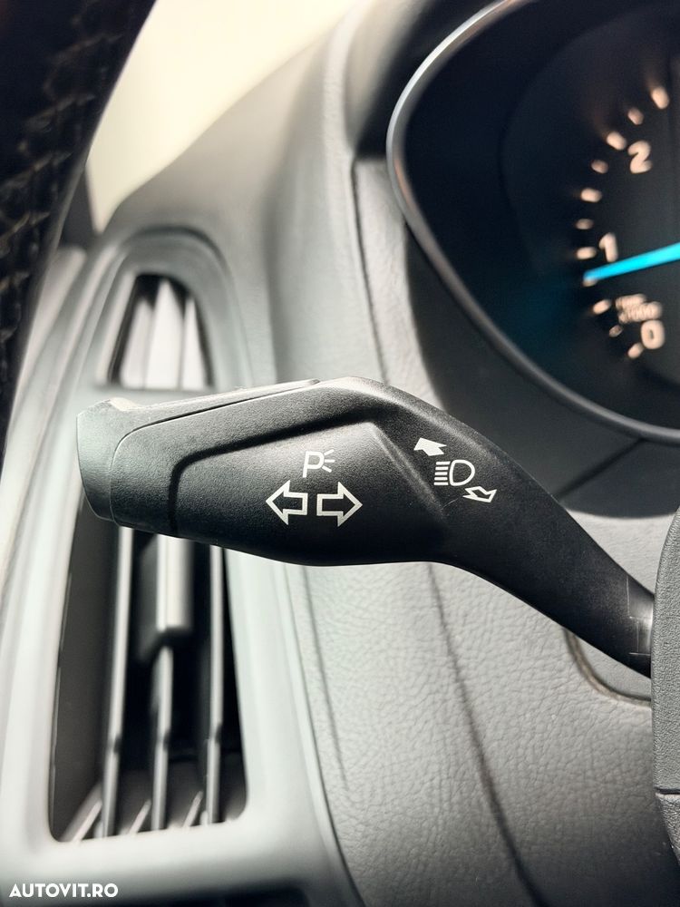 Ford Focus Turnier 1.6 TDCi DPF Start-Stopp-System Trend - 28