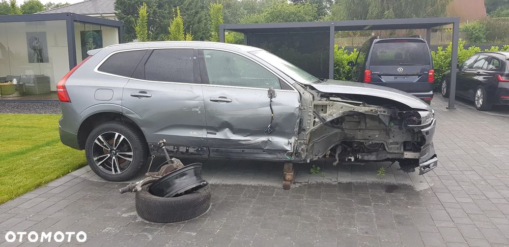 Volvo XC 60 D4 AWD Geartronic RDesign - 7