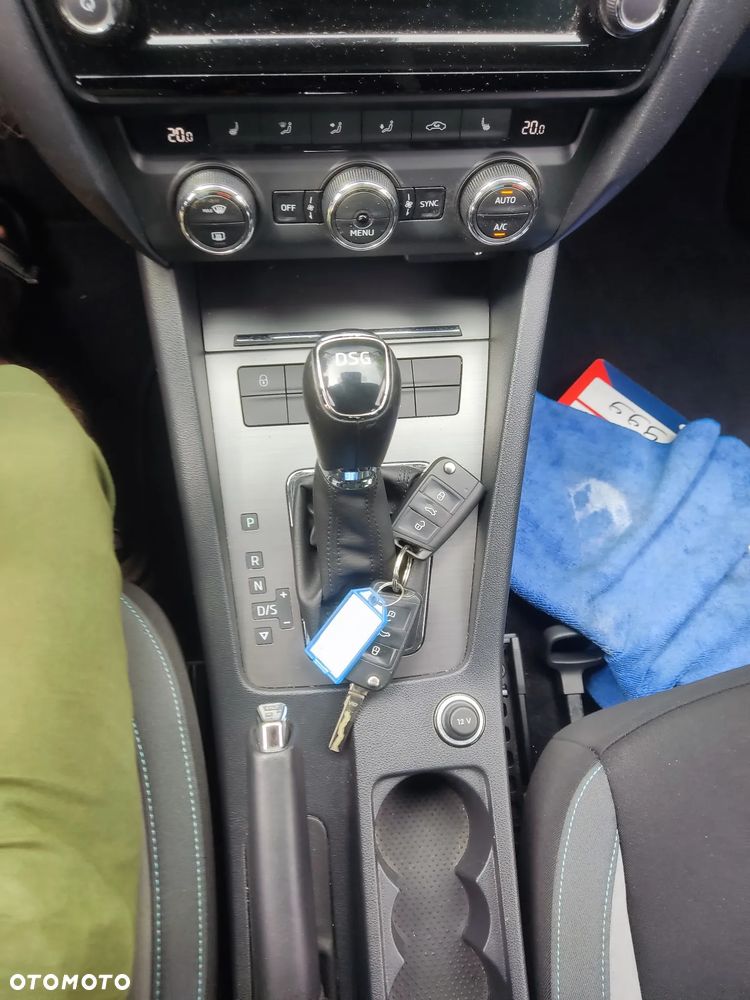 Skoda Octavia 1.4 TSI Joy DSG - 32