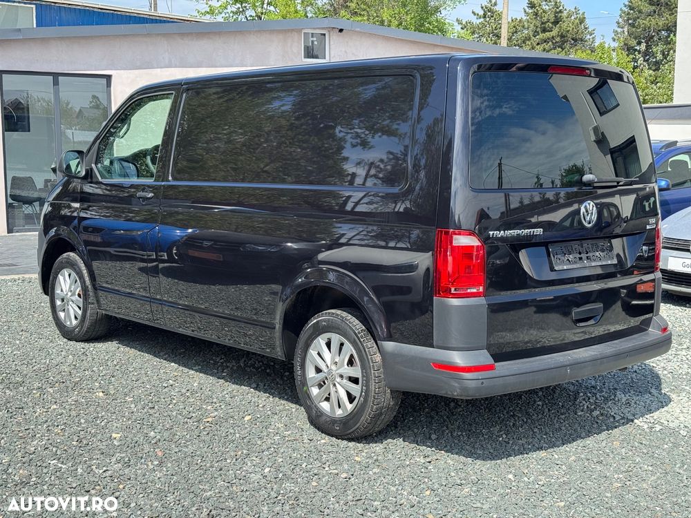 Volkswagen Transporter - 4