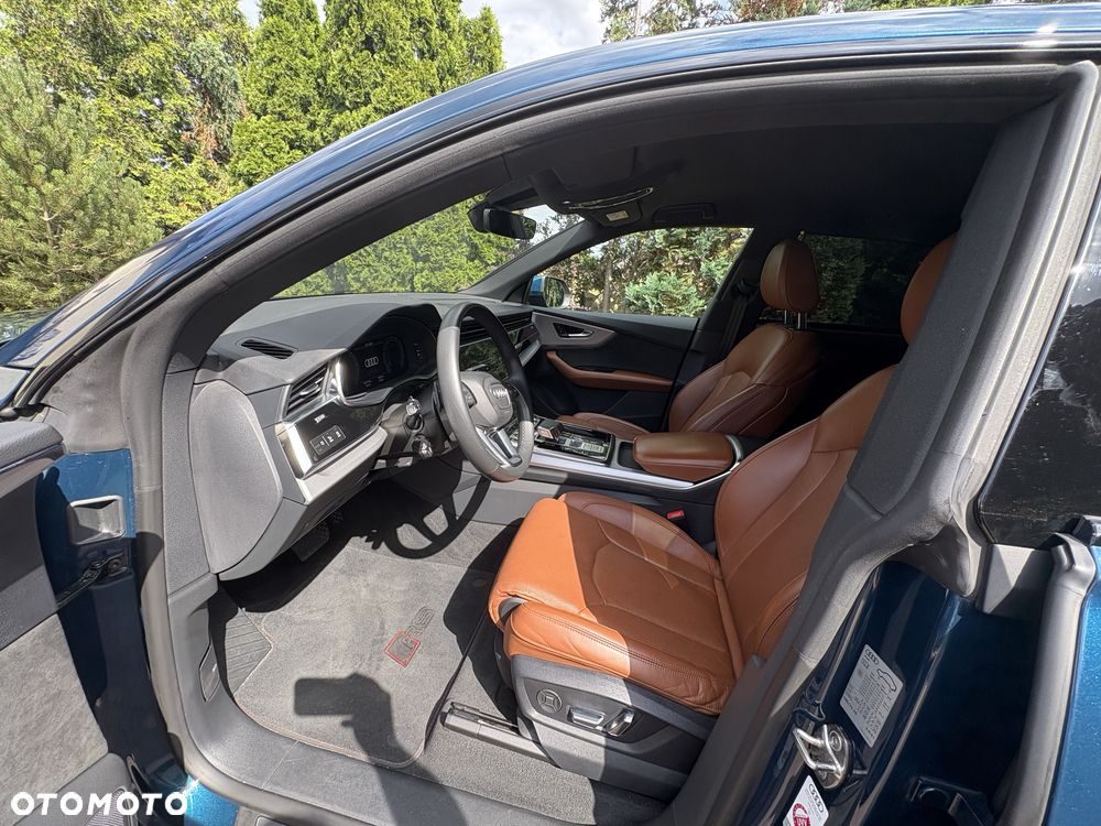 Audi Q8 - 7