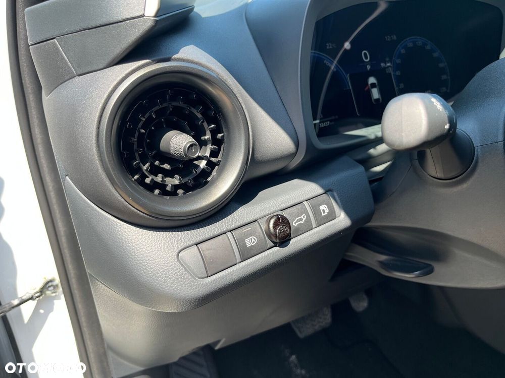 Toyota C-HR - 25