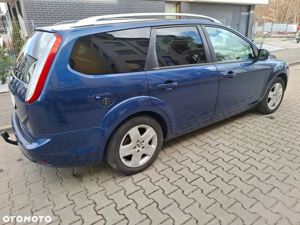 Ford Focus 1.6 16V Fun X - 4