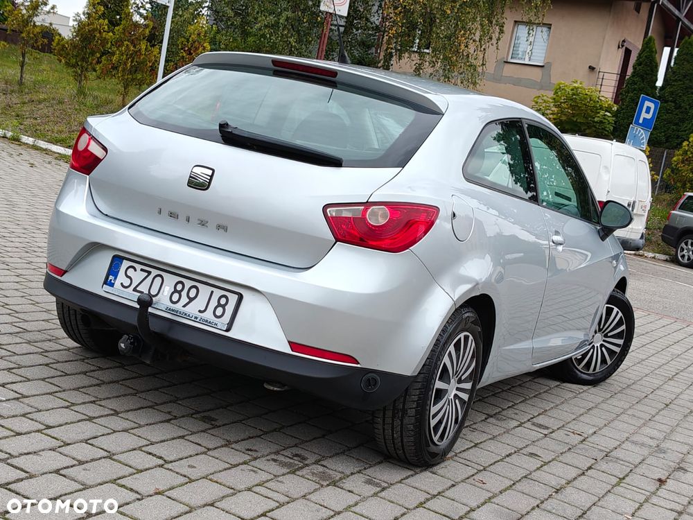 Seat Ibiza SC 1.6 16V DSG Style - 3