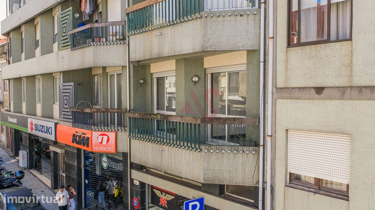 Apartamento T2+1 com Terraço de 30 m2 em Santo Ildefonso, Porto - Grande imagem: 4/22