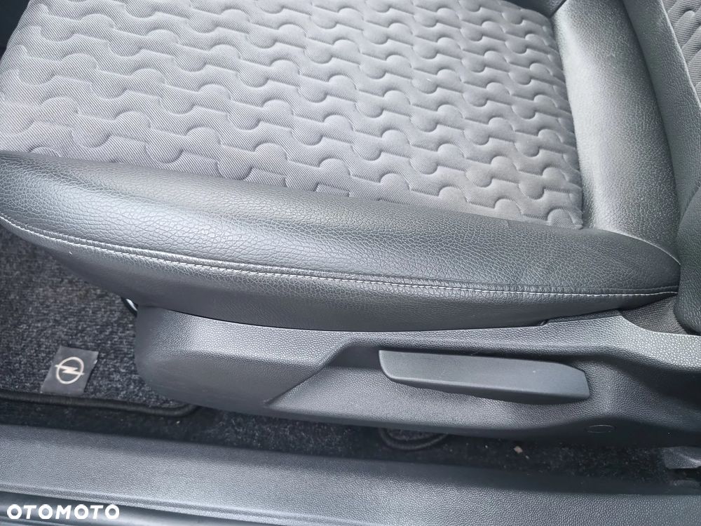 Opel Corsa 1.2 16V Cosmo S&S - 18