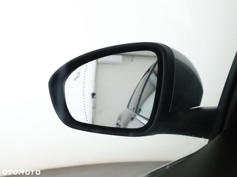 Renault Megane ENERGY TCe 205 EDC GT - 37