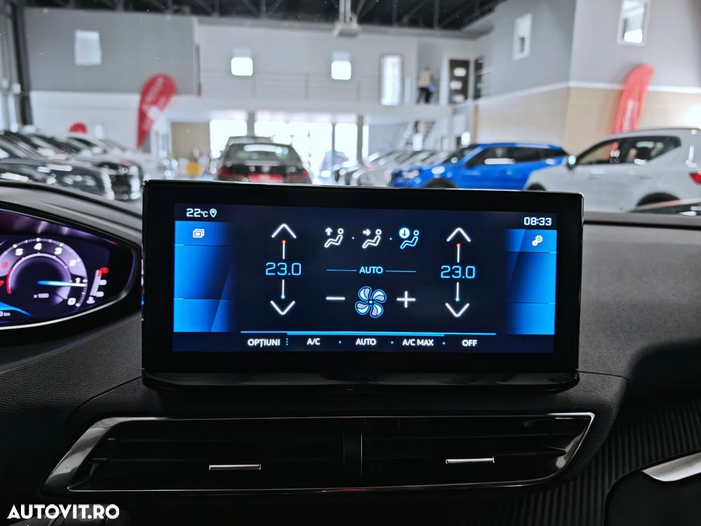 Peugeot 3008 1.2 PureTech S&S EAT8 Allure - 19