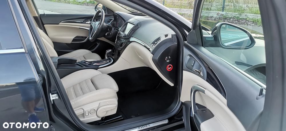 Opel Insignia 2.0 Bi Turbo CDTI 4x4 Sports Tourer Business Innovation - 4