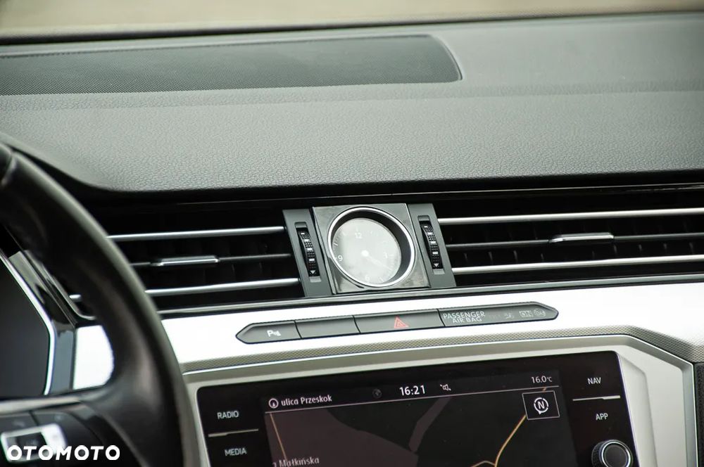 Volkswagen Passat Variant 2.0 TDI BMT Comfortline DSG - 34