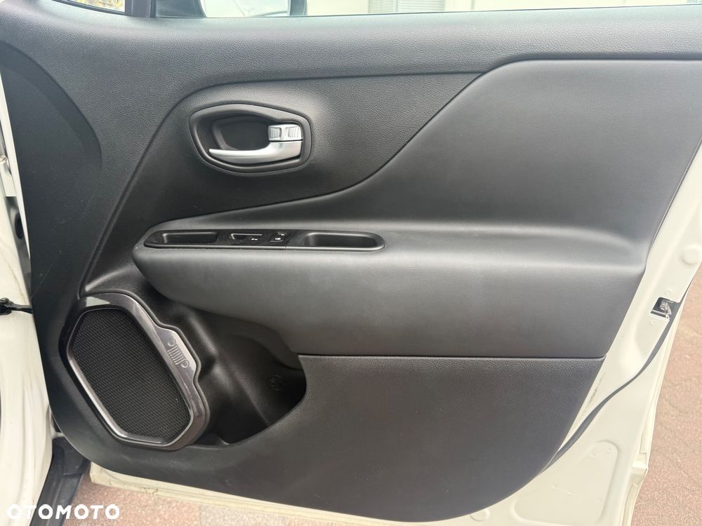 Jeep Renegade 1.6 MultiJet S - 31