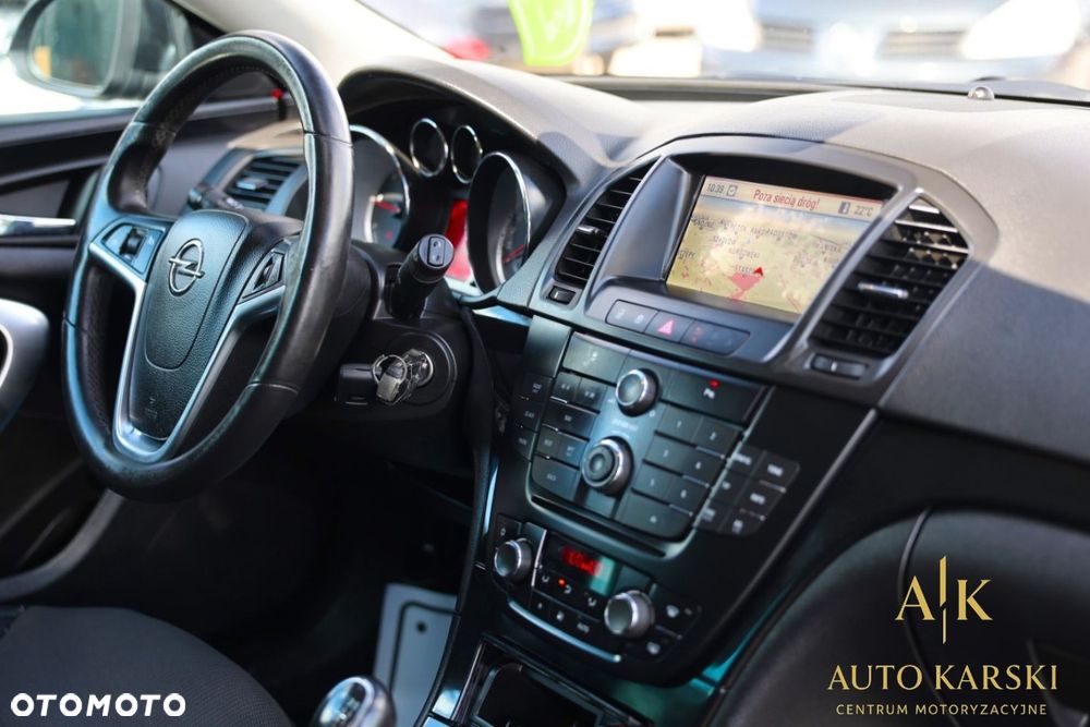 Opel Insignia - 23