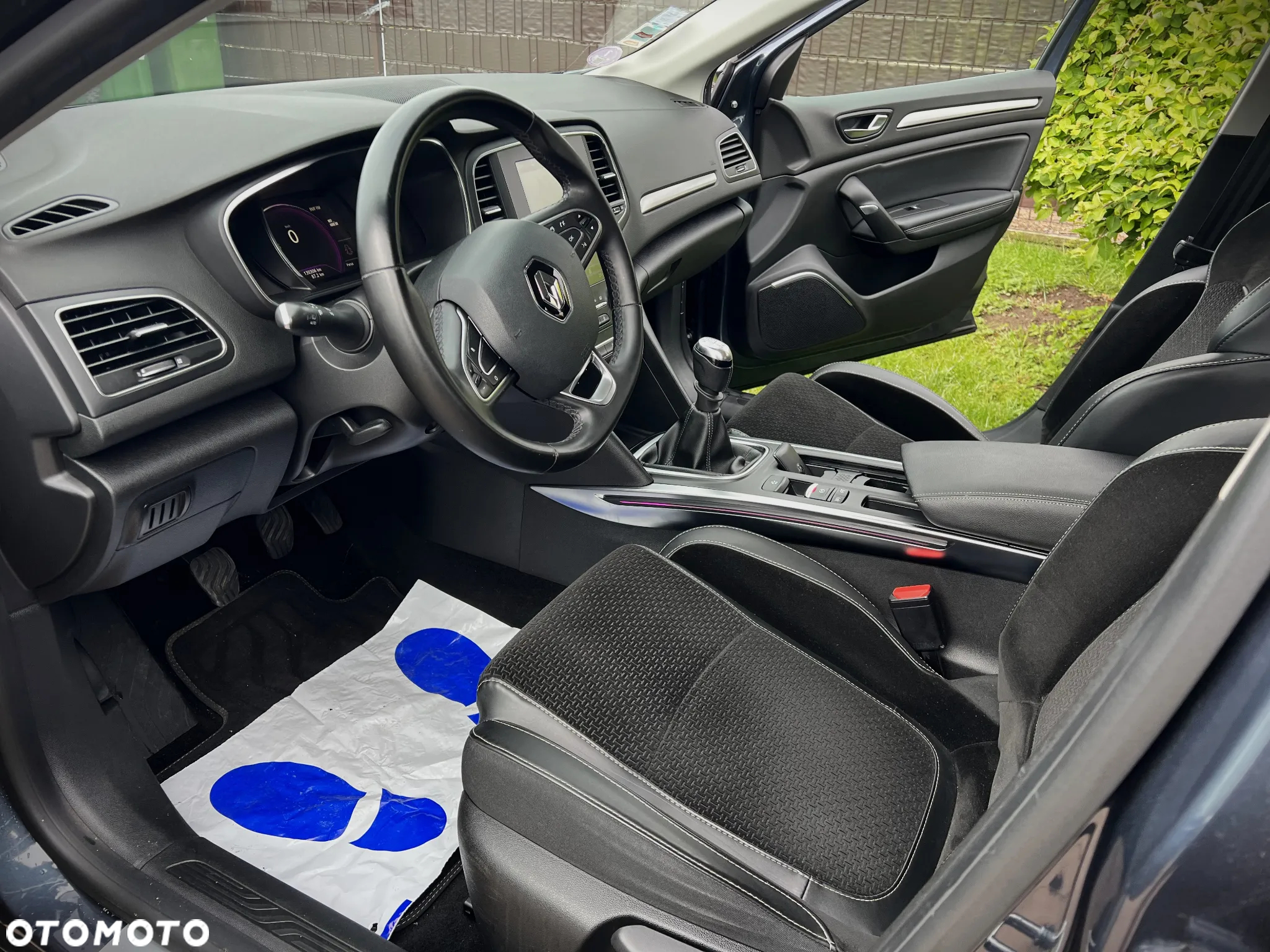 Renault Megane ENERGY TCe 130 Start & Stop LIMITED - 30