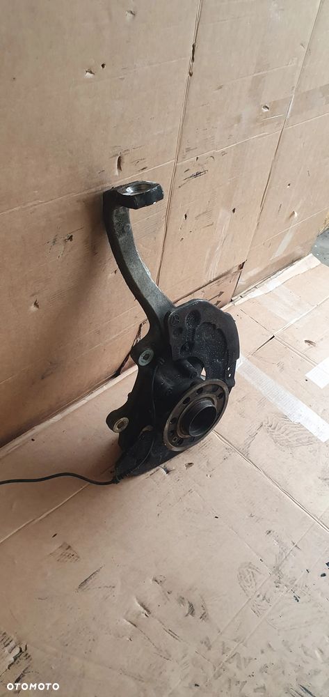 Zwrotnica piasta prawy przód przednia prawa Mercedes E-Klasa W213 - 4