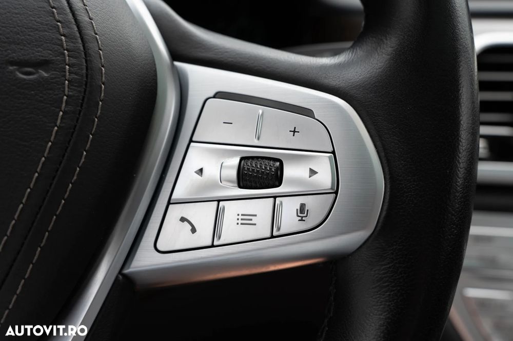 BMW Seria 7 745Le - 23