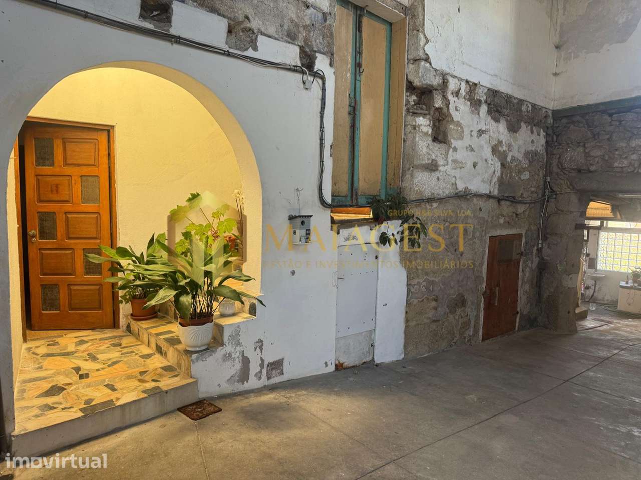 Casa de Lavoura T4 em Granito com Terreno de 5.000 m2 em Matosinhos - Grande imagem: 4/13