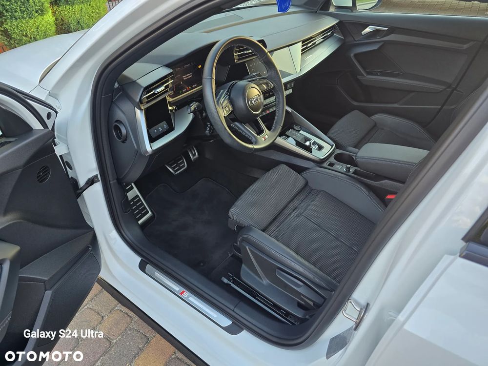 Audi A3 Sportback 2.0 TDI S tronic S line Sportpaket - 28