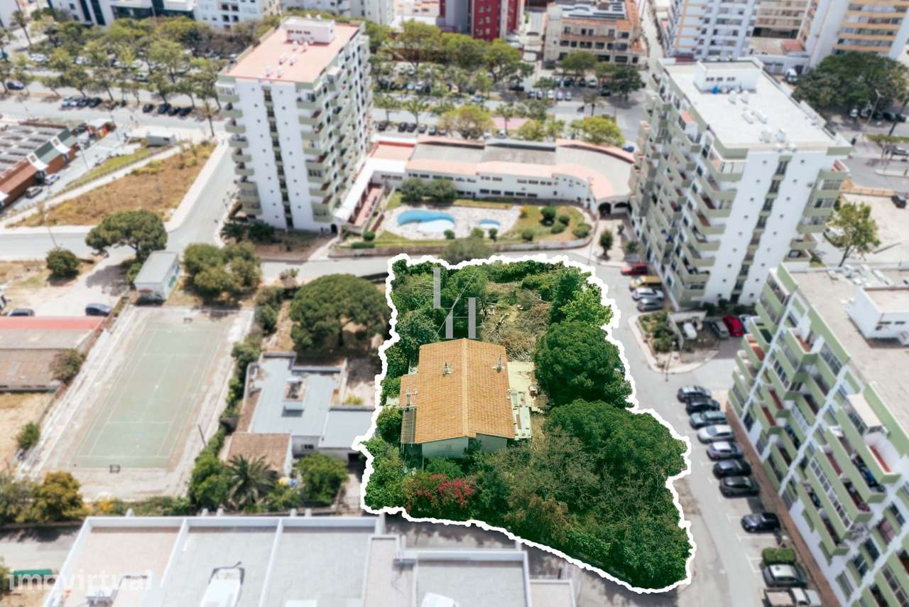Terreno com Projeto Habitacional Aprovado, Quarteira - Grande imagem: 2/23
