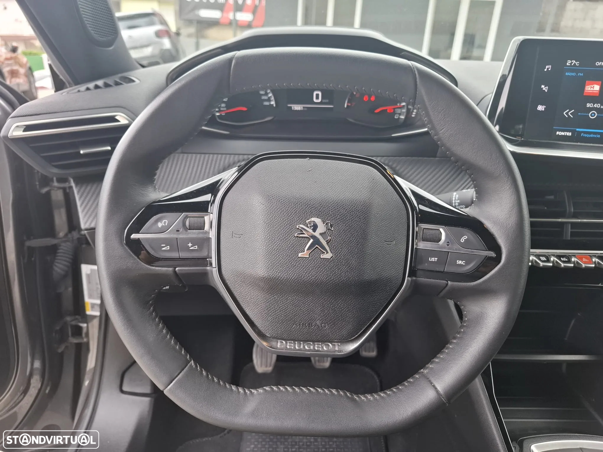 Peugeot 2008 1.2 PureTech Allure Pack - 25