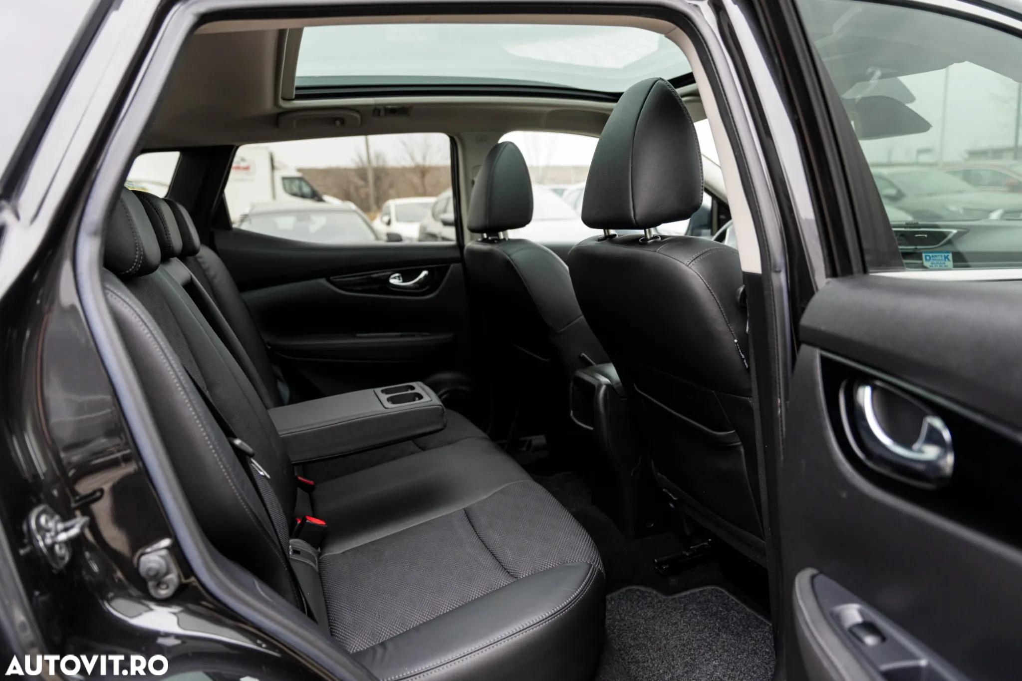 Nissan Qashqai 1.6 DCI Xtronic TEKNA+ - 15