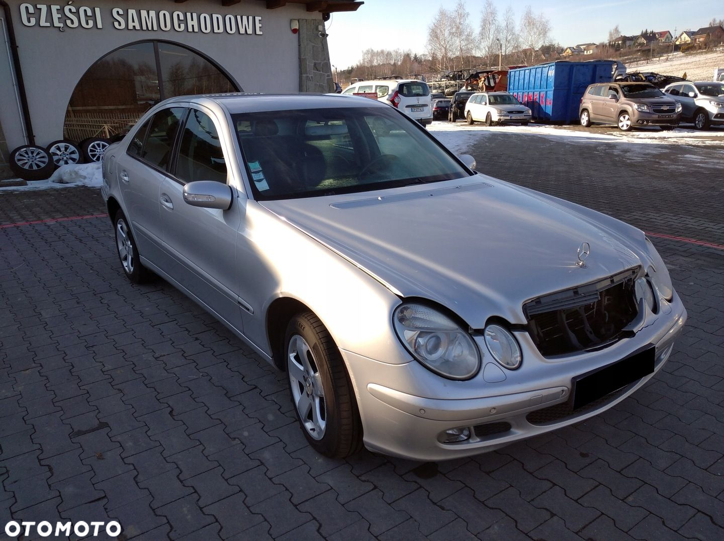MERCEDES E-KLASA W211 MASKA POKRYWA SILNIKA C744 - 2