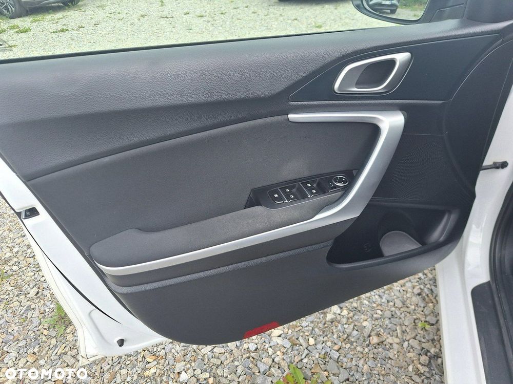 Kia Ceed 1.4 T-GDI M - 13