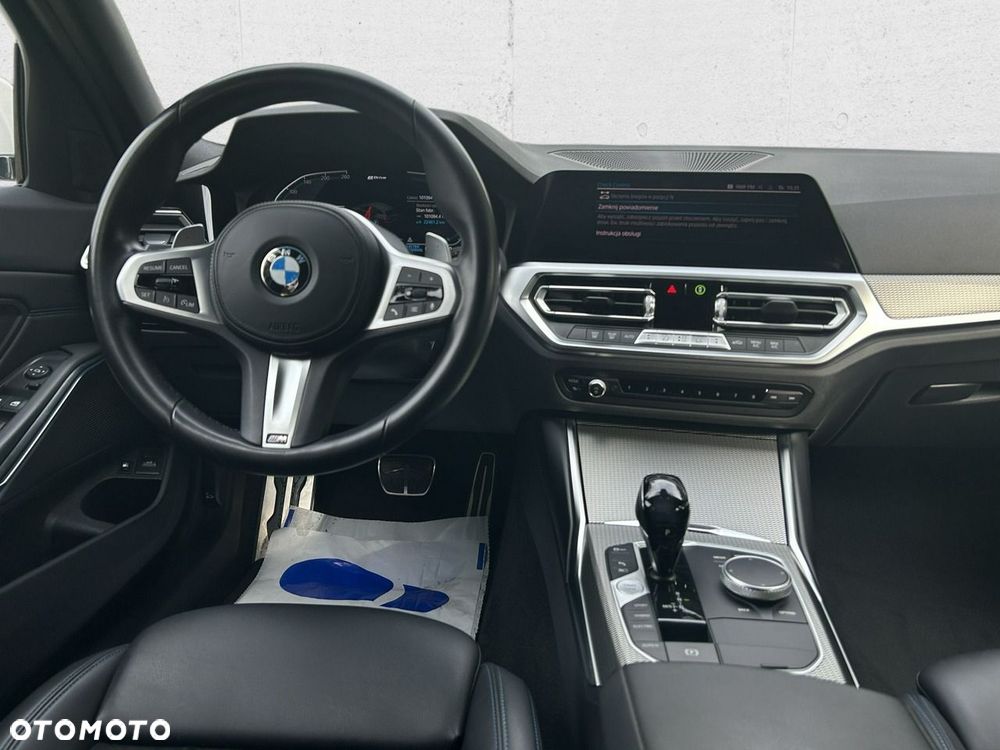 BMW Seria 3 - 18