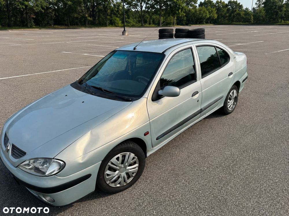 Renault Megane - 7