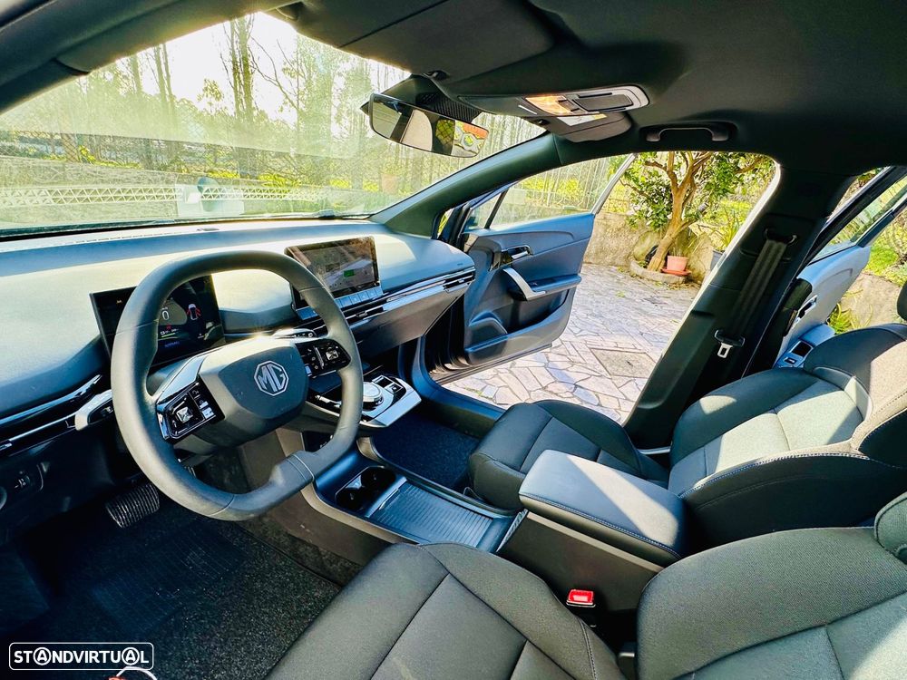 MG MG4 51 kWh Standard - 34