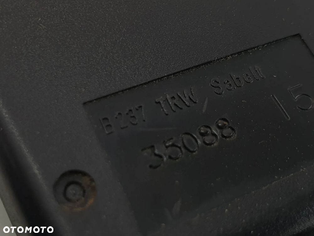 ZAPINKA PASA IVECO EUROCARGO - 2