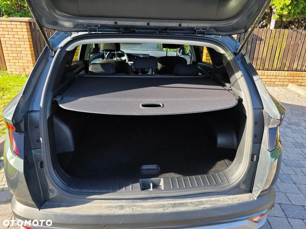Hyundai Tucson 1.6 T-GDi Smart 2WD - 16