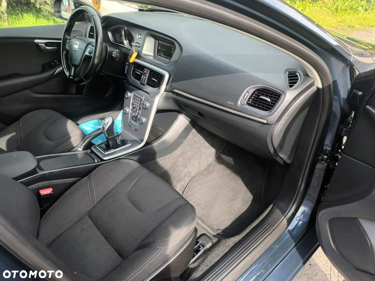 Volvo V40 - 16