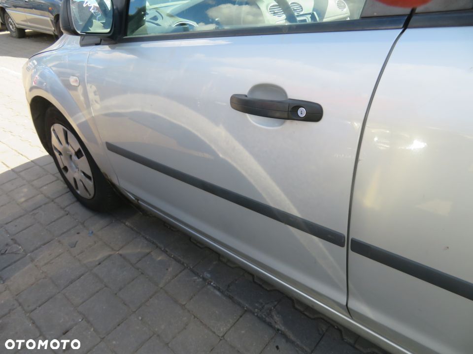 DRZWI PRZEDNIE LEWE FOCUS II MK2 KOMBI O3  MOONDUST SILVER FORD 2004-2008 - 4