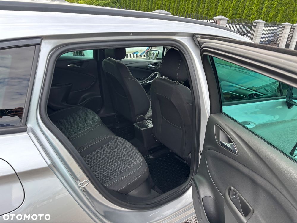 Opel Astra - 12