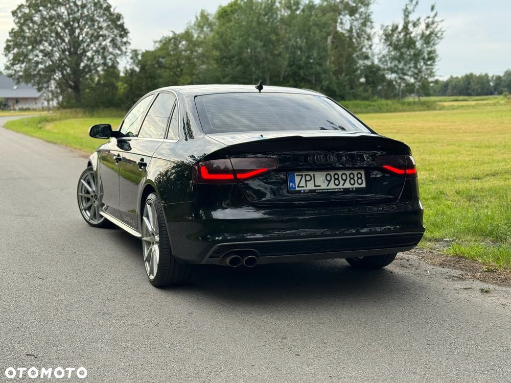 Audi A4 - 11