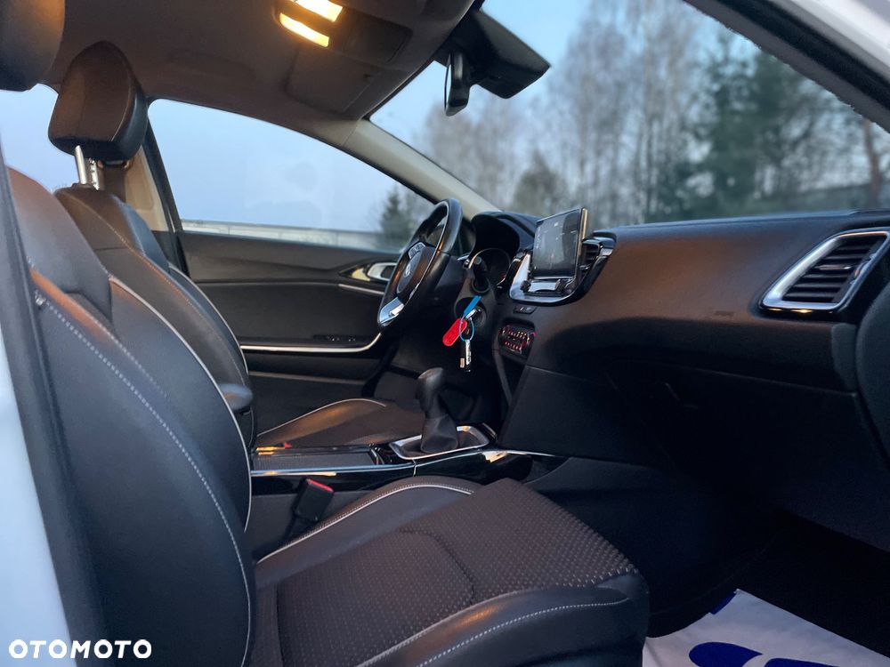 Kia XCeed 1.6 CRDi LAUNCH EDITION - 16