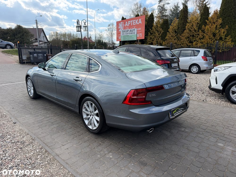 Volvo S90 D4 Inscription - 32