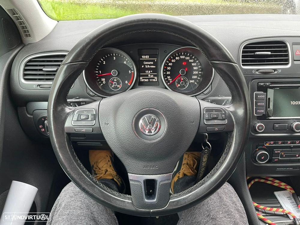 VW Golf 1.6 TDi DPF Style - 8