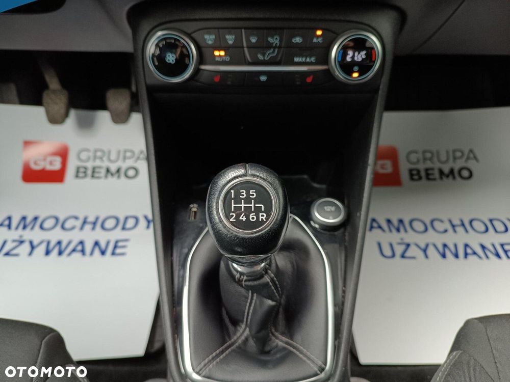 Ford Fiesta 1.0 EcoBoost Titanium ASS - 24