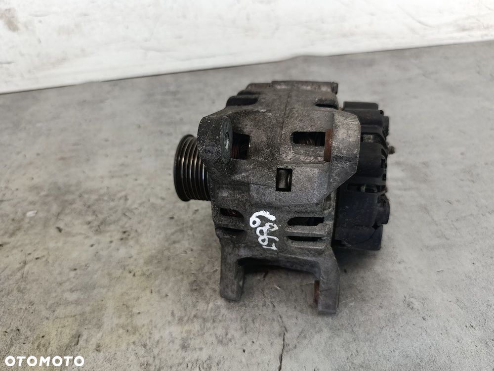 ALTERNATOR RENAULT CLIO III 8200654541 TG9B042  2543509A  VALEO 1.2 - 2