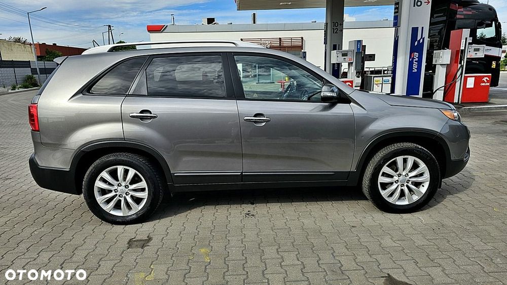 Kia Sorento - 11