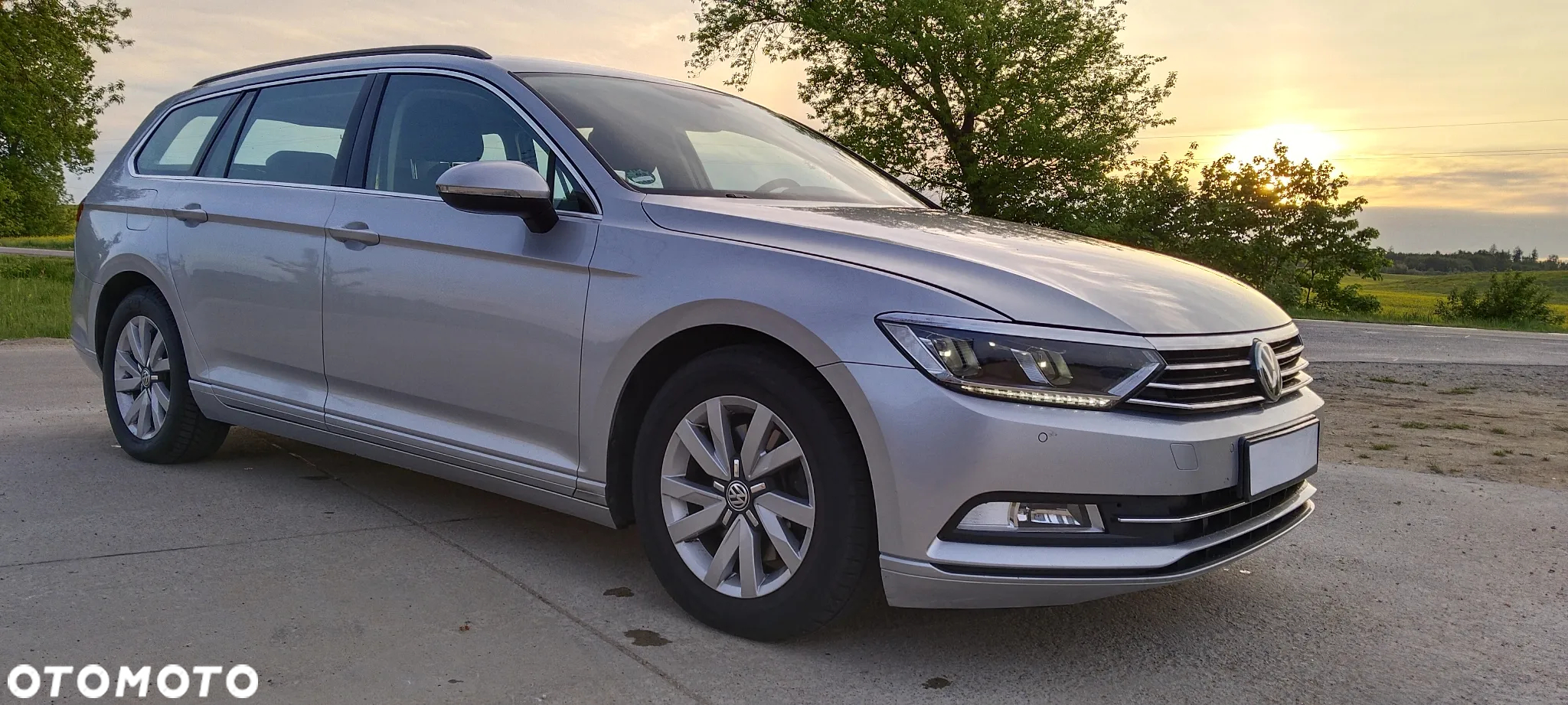 Volkswagen Passat Variant 2.0 TDI (BlueMotion Technology) Comfortline - 2