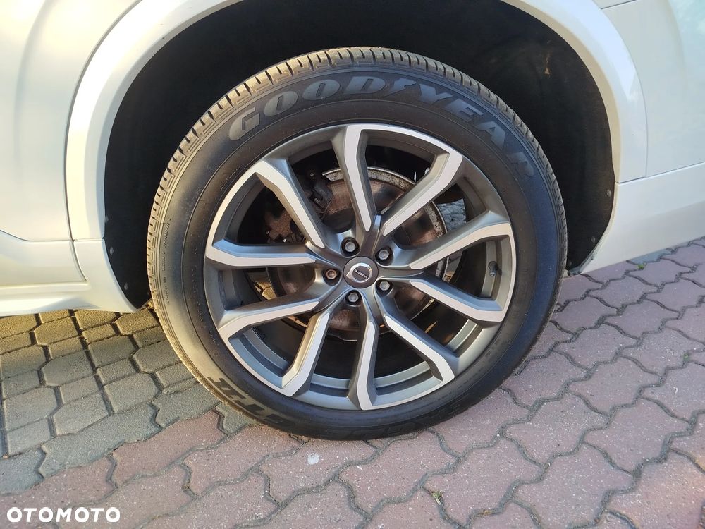 Volvo XC 90 T6 AWD Geartronic Momentum - 14