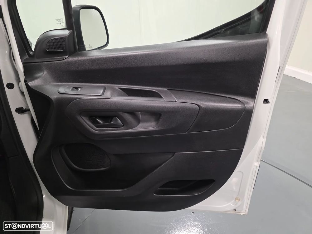 Toyota PROACE CITY 1.5D IVA DEDUTIVEL - 43