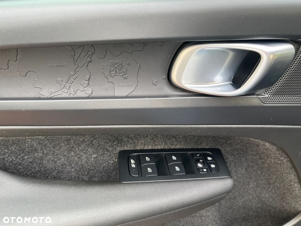 Volvo XC 40 B3 Essential - 16